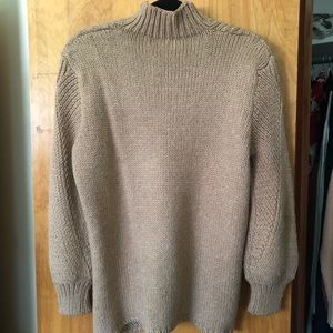 Beige/dusty pink mock neck sweater